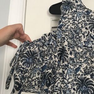 HM cold shoulder top